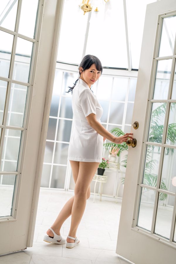 One Flower Mesa-Limited Galerie 2.3 + 2.4 [Minisuka.tv]