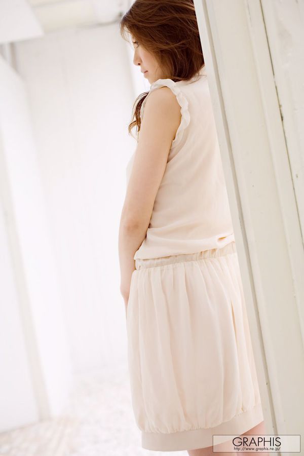 Airin Love Bell [Graphis] Gravure Pertama 初 脱 ぎ 娘