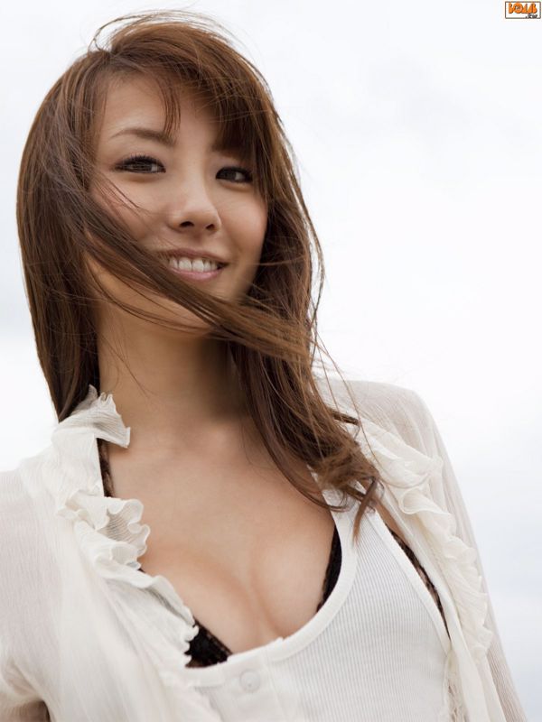 [Bomb.TV] 2009年12月刊 山本梓 Azusa Yamamoto