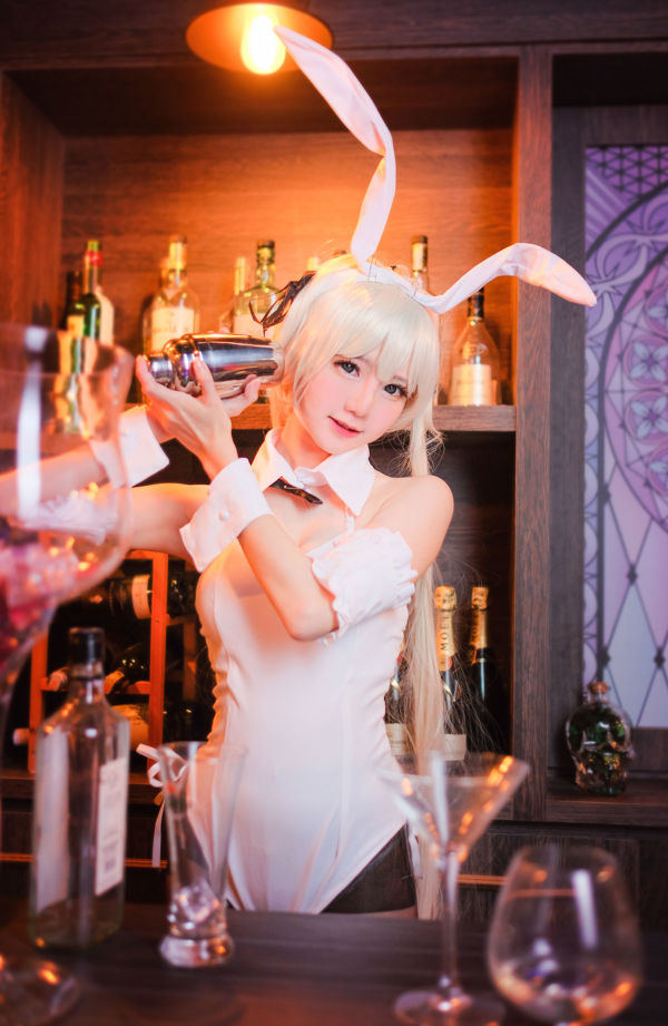 [Фото интернет-знаменитости COSER] Салли Дорасноу — костюм кролика Сора Касугано