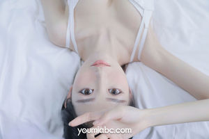 [尤蜜荟YouMiabc] Shen Mengyao девушка в белой юбке
