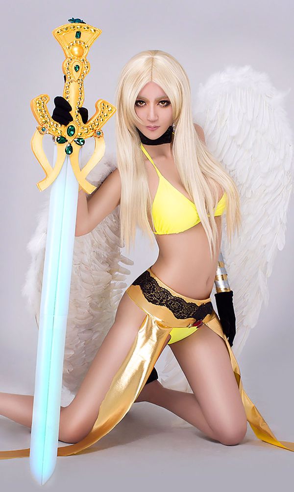 Cesarz Huang „Kuszenie małej czarownicy” [Love Ugirls] nr 036