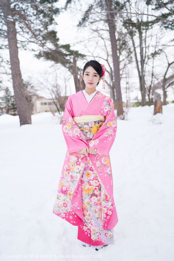 Little Reba "Áo len hở lưng + Kimono + Nơi làm việc CV" [MiStar] VOL.213