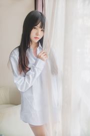 Sakura Tao Meow „Sakura Tao Immature-White Shirt Distributed” [Lori COS]