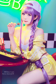 [COS Welfare] Weibo Girl Paper Cream Moon Shimo — купальник BB