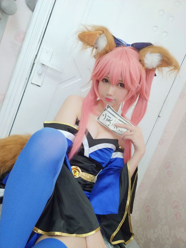 NAGISA Monster Meow „Self-Photographing Series No.004 Tamamo”