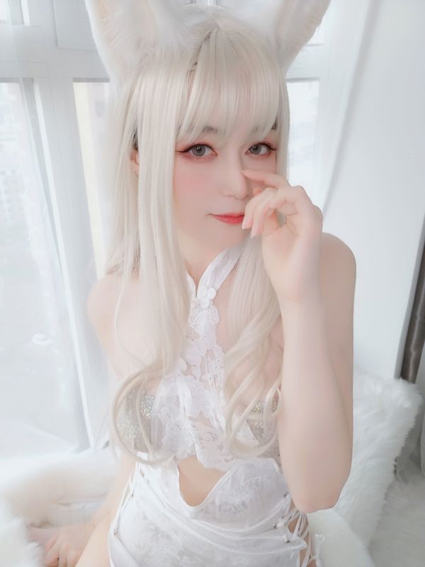 [COS Bien-être] Mlle Coser Baiyin - Lapin blanc