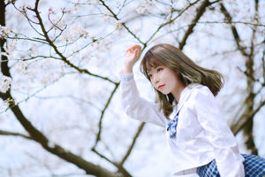 [Welfare COS] Cute girl Fushii_ Haitang - under the cherry tree
