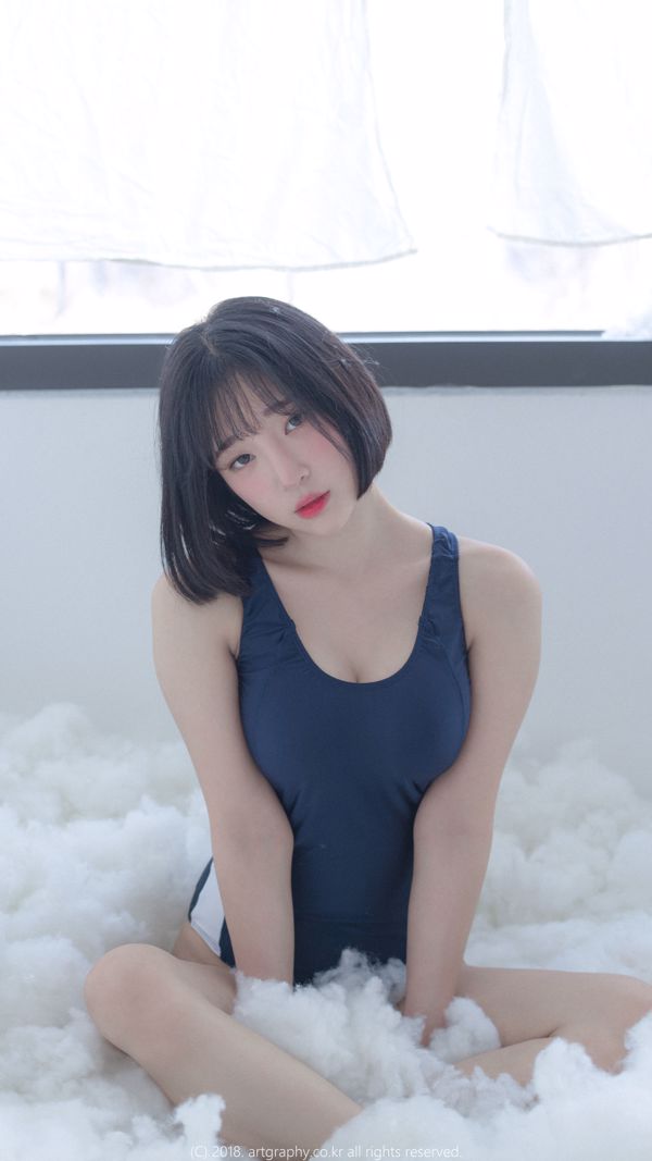 Girl Jiang Renqing "Dead Reservoir Water + Private Photography on the Balcony" [ARTGRAVIA] VOL.045